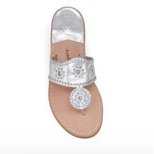 EUC sz 6 silver Jack Rogers sandals